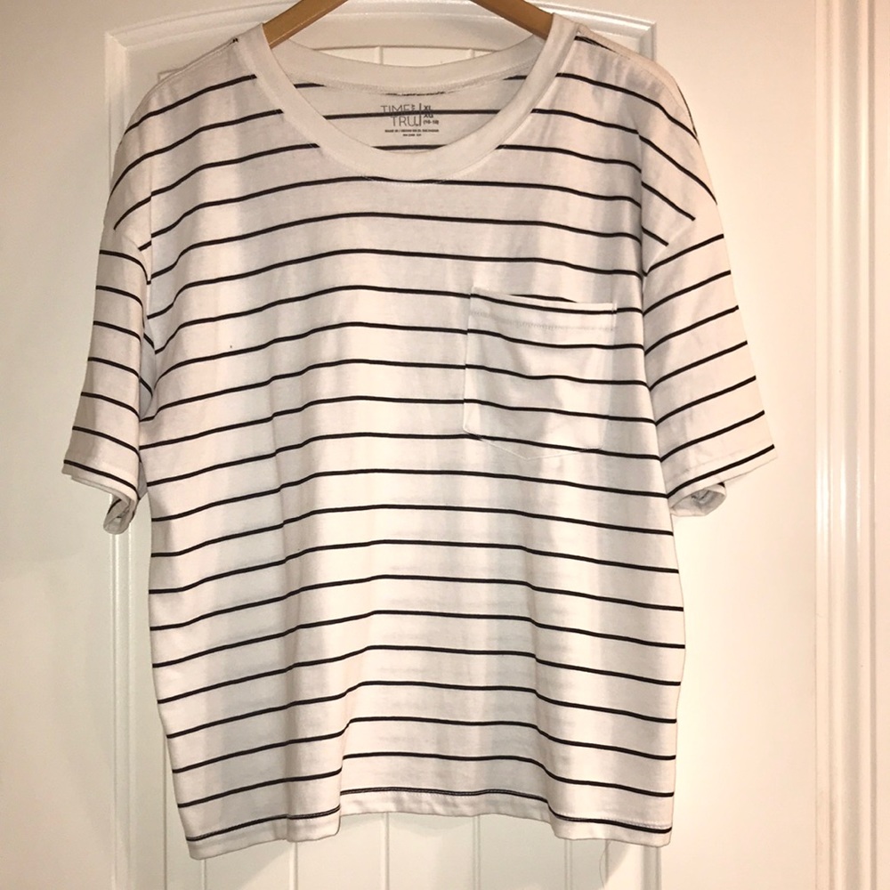 Time and tru XL (16-18) boxy Tshirt